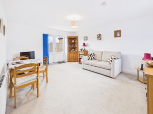 Lounge- click for photo gallery